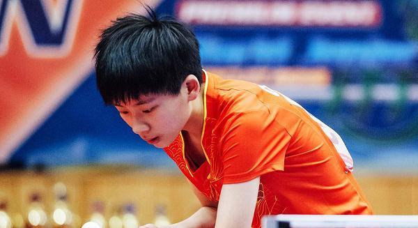 华的参与者 华的参与者